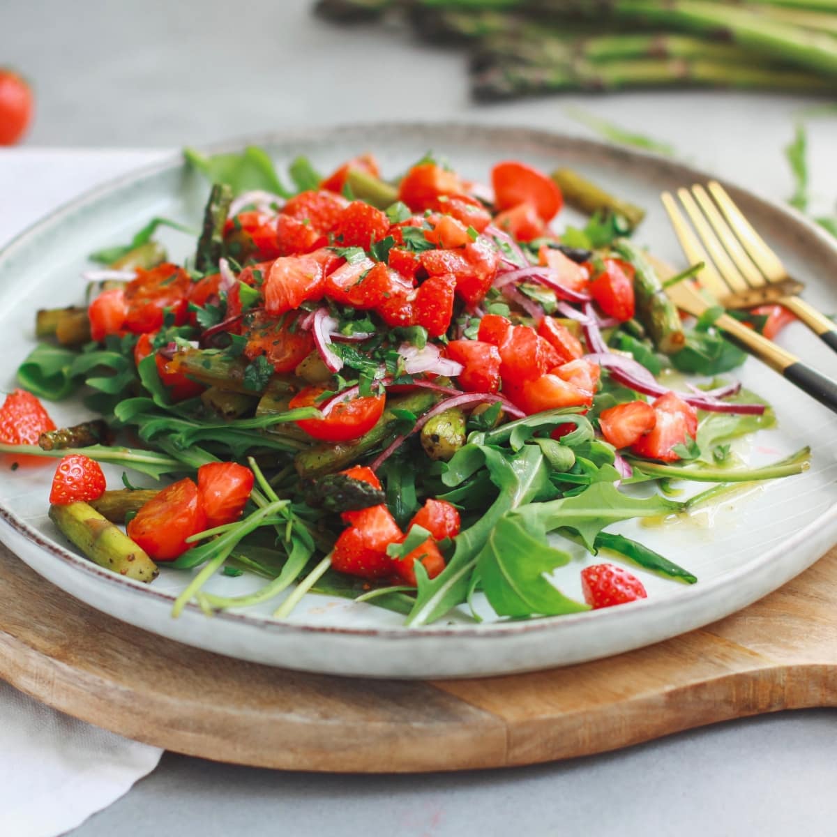 Spargelsalat_mit_Erdbeeren